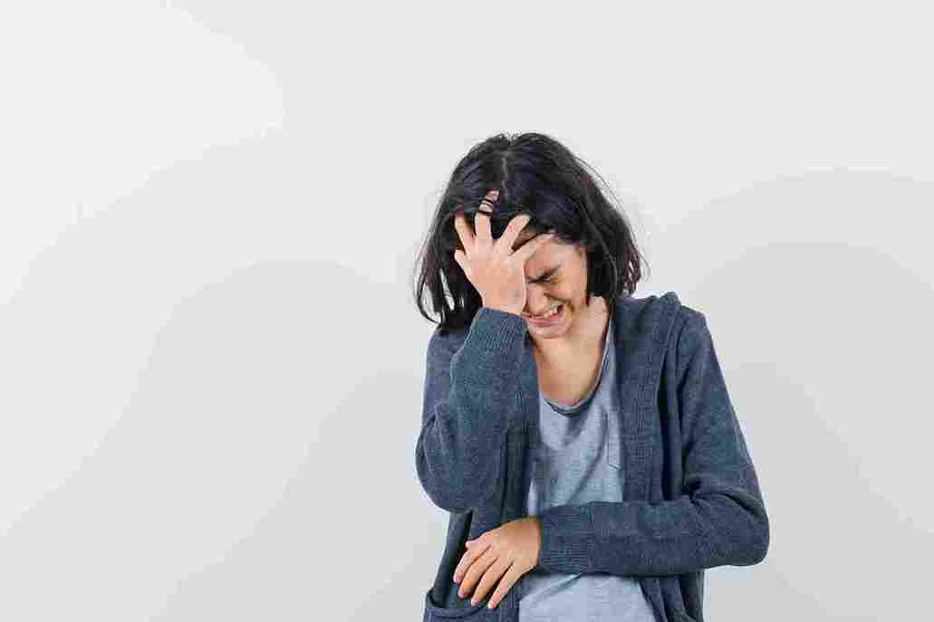 Menangis Bukan Tanda Lemah, Ini 6 Manfaatnya bagi Kesehatan Mental